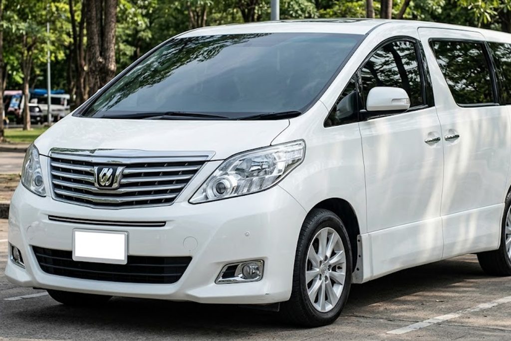 รถเช่า Alphard พาทัวร์ไหว้พระในกรุงเทพ